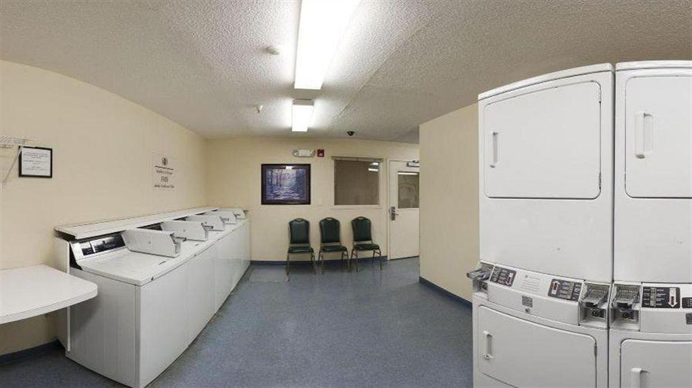 里士满西安德肖特帕姆烛木套房酒店 格伦艾伦 设施 照片